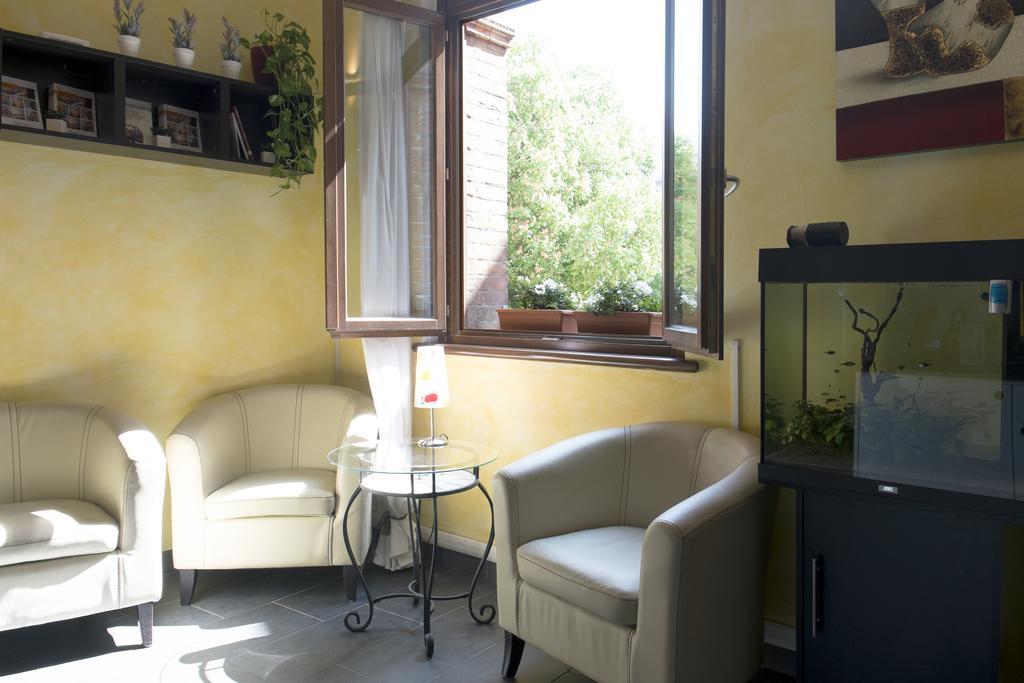 Zen Room Ferrara Bagian luar foto