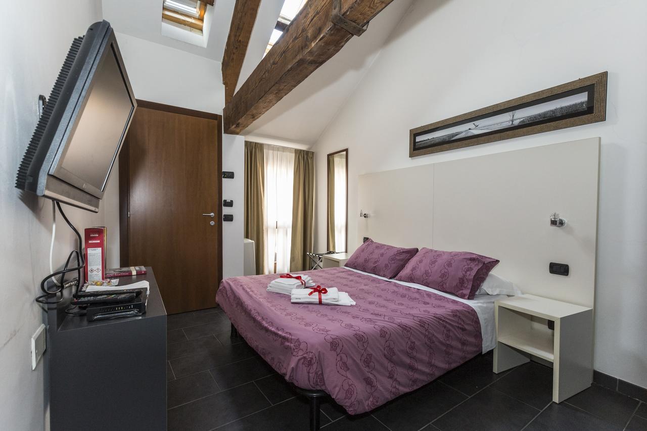 Zen Room Ferrara Bagian luar foto